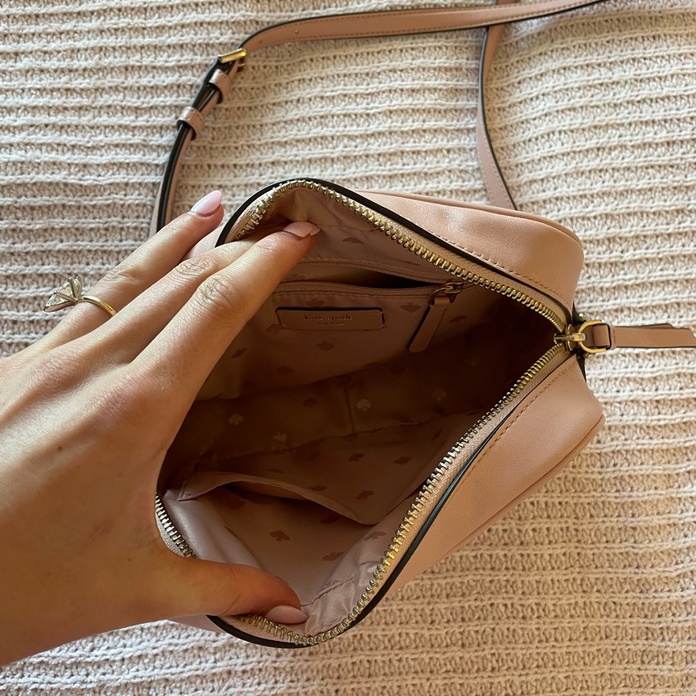 Kate Spade Blush Quilted Crossbody Bag - Picture 3 of 4